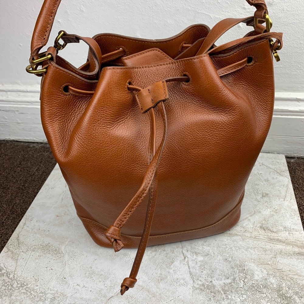 MADEWELL — Brown Leather Lafayette Bucket Bag NWT! - Picture 2 of 8